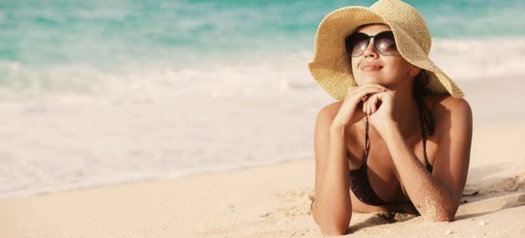 cirurgia plástica no verão