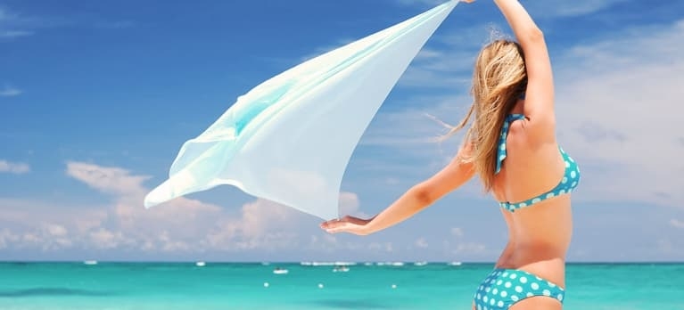 Número de plásticas aumenta durante o verão