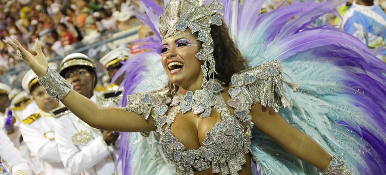 rainhas do carnaval e cirurgia plástica