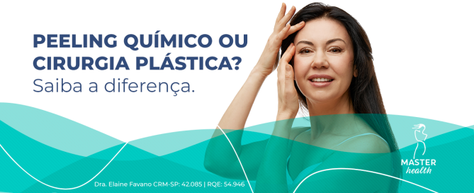 Imagem mostrando o rosto de uma mulher de pele madura, com as mãos sobre o rosto